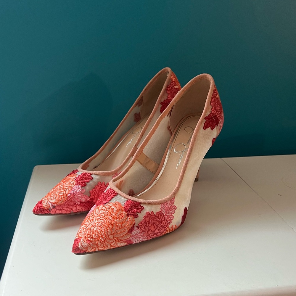 Pink and orange embroidered heels
